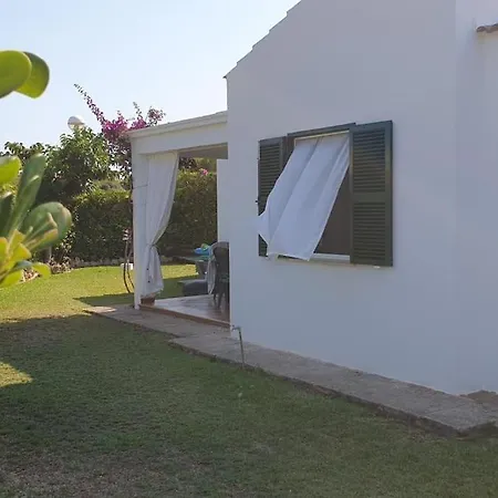 Golondrinas Apartman Cala en Bosch